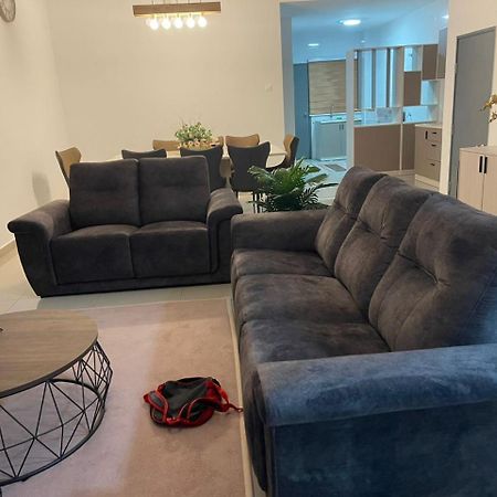 Homestay Idamanku Shah Alam Kültér fotó