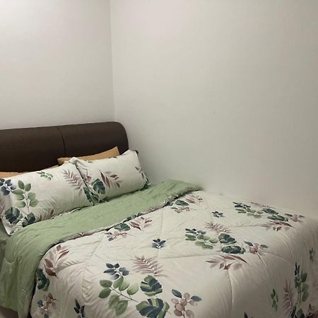 Homestay Idamanku Shah Alam Kültér fotó