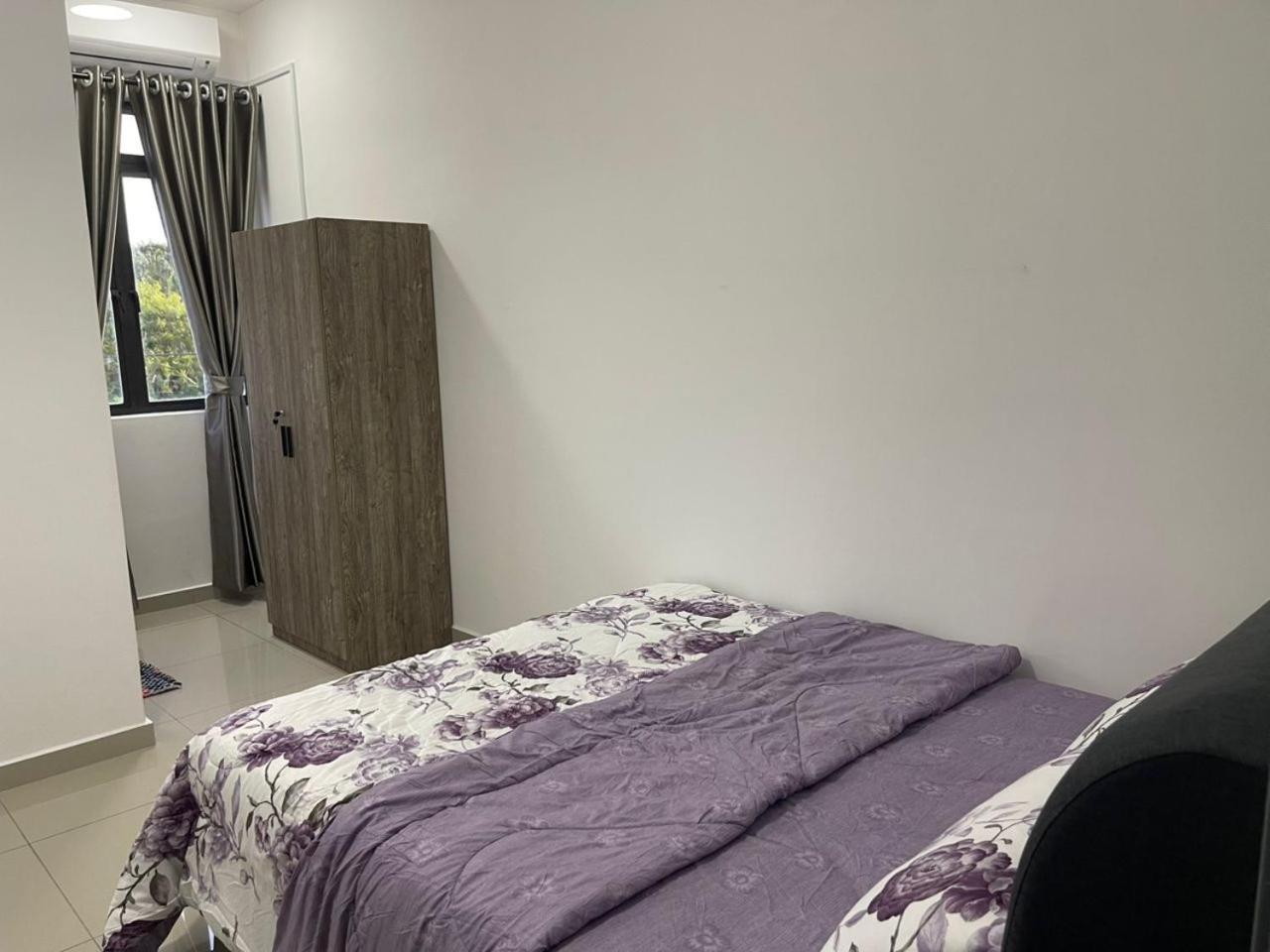 Homestay Idamanku Shah Alam Kültér fotó